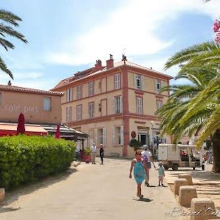 Ile De Porquerolles : T3 Climatise Vue Mer 외부 사진